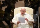 Il Papa: Una verità non diventa più credibile perché si alza la voce nel dirla, ma perché viene testimoniata con la vita