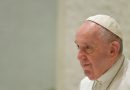 Il Papa: Anche in Canada giovani e anziani in dialogo per camminare