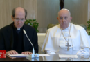 Il Papa: gli amici di Dio, i benedetti, sono coloro che rispondono alle povertà del mondo con amore, col servizio: non voltandosi dall’altra parte