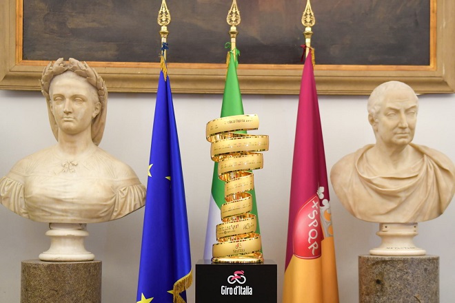 Roma: l’ultima tappa del Giro d’Italia 2025 sarà dedicata a Papa Francesco