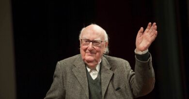 Roma: il Teatro Argentina ospiterà lunedì 19 maggio (ore 20) un tributo a Camilleri nel suo centenario