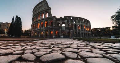 Distrofia muscolare: Colosseo illuminato di arancione